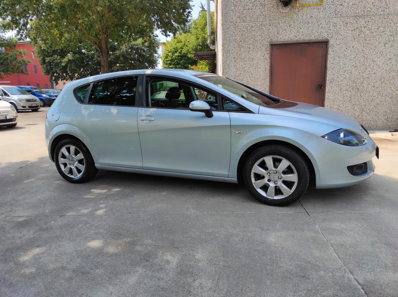 Seat Leon 1.6 Stylance GPL Unico propietario