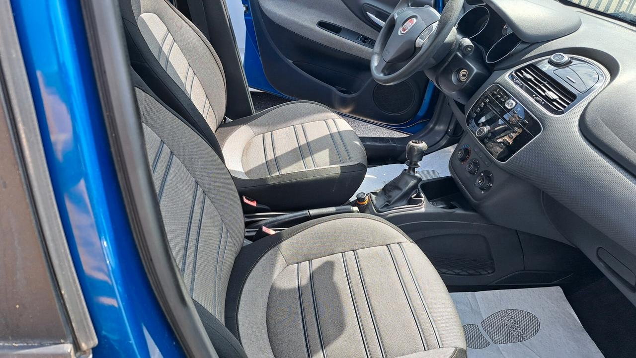 Fiat Punto Evo 1.4 5 porte Dynamic OK NEO PATENTATI