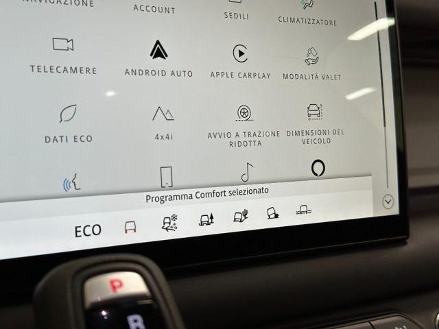 LAND ROVER Defender 110 3.0D I6 200 CV AWD Auto S