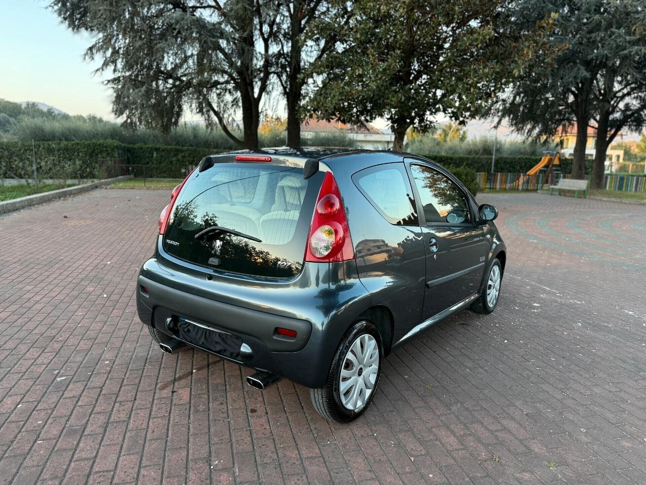 Peugeot 107 1.0 68CV 3p. Sweet Years neopatentati,ottime condizioni