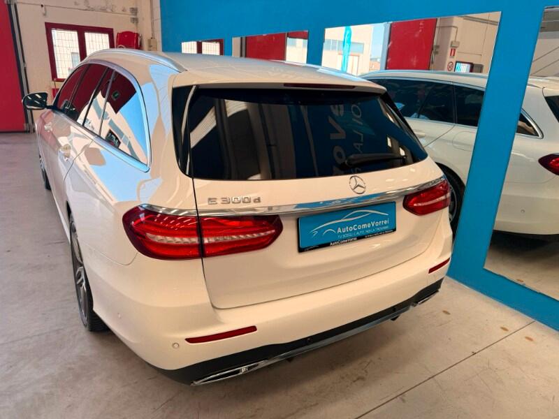 MERCEDES Classe E (W/S213) E 300 d S.W. 4Mati...