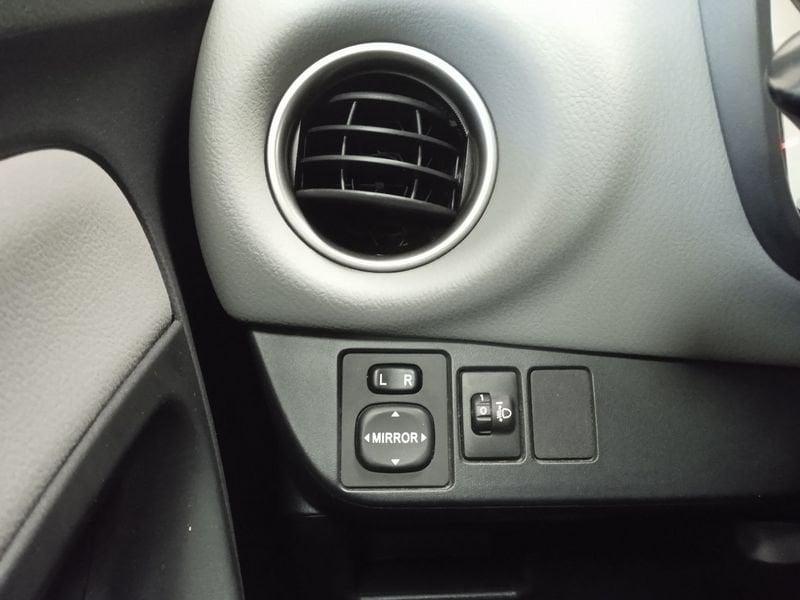 Toyota Yaris 3ª serie 1.0 5 porte Business