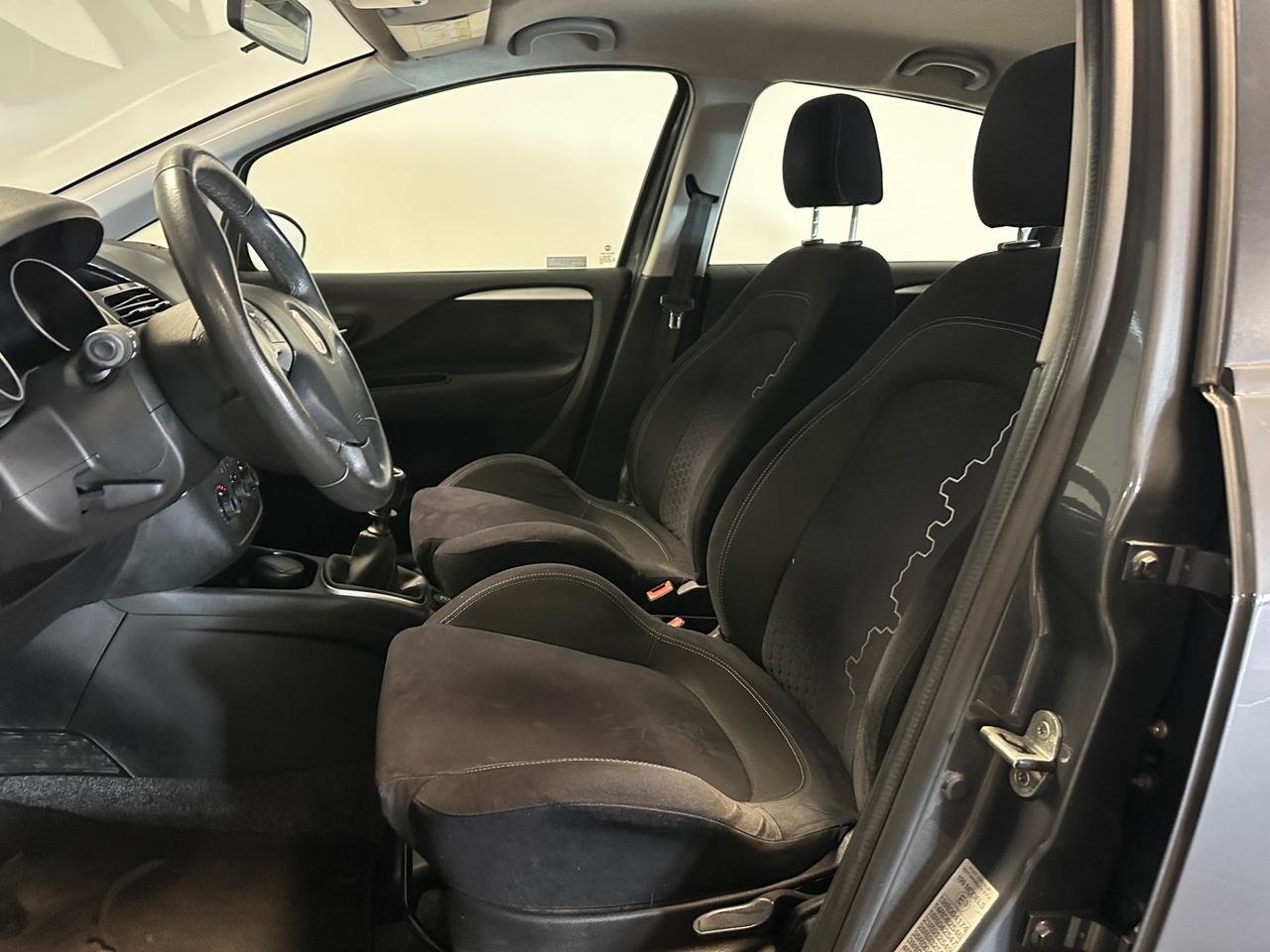 FIAT PUNTO 1.2 BENZINA 69CV NEOPATENTATI UNIPRO