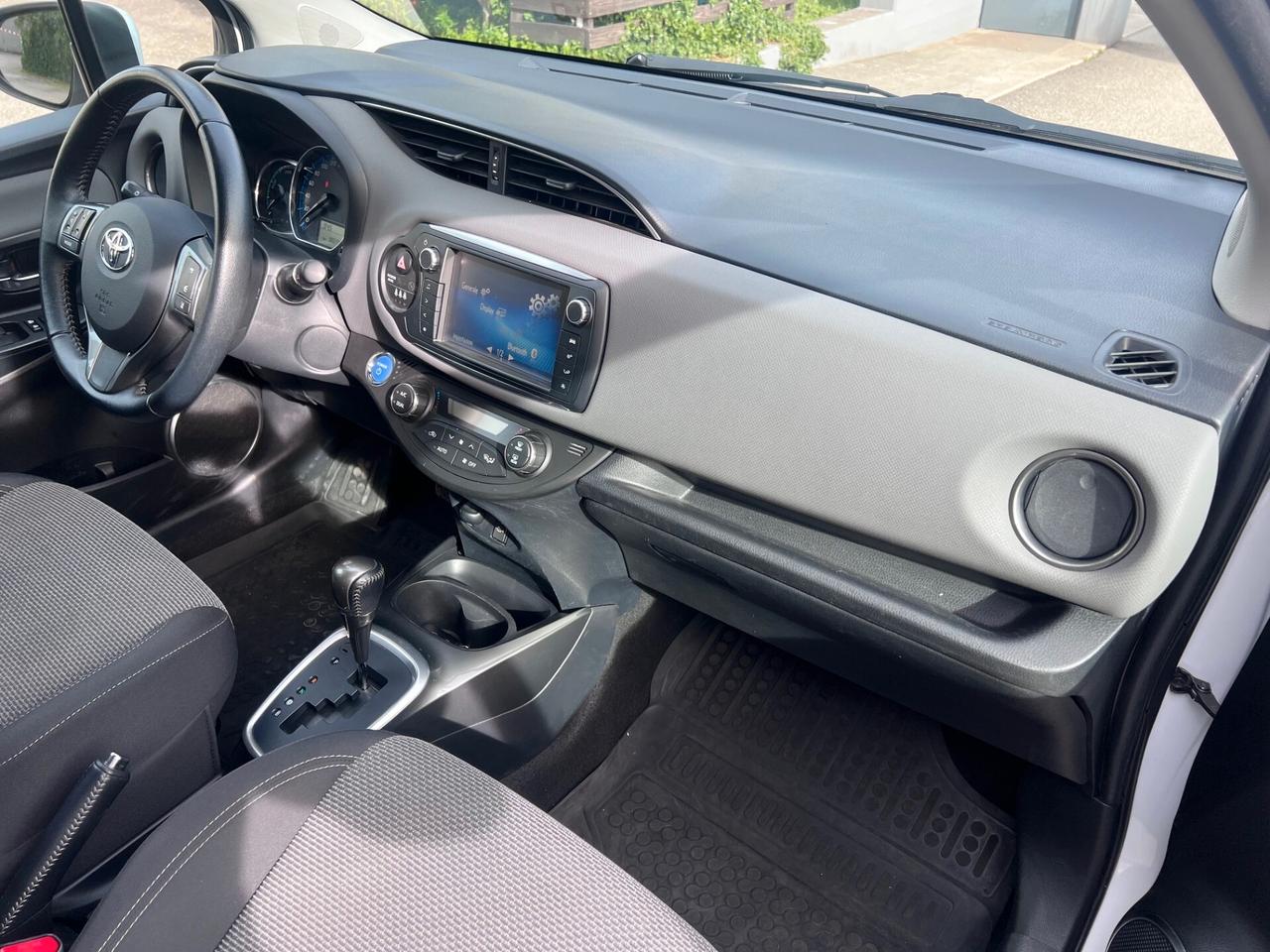 Toyota Yaris 5pt 1.5h 75cv Active OK NEOPAT. TELCLIMA/CAMERA