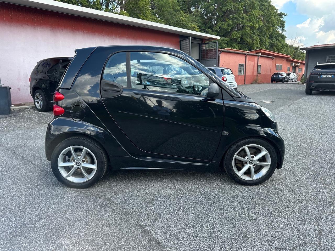 Smart ForTwo 1000 52 kW MHD coupé pulse Servosterzo Permute Nessun obbligo finanziario Garanzia