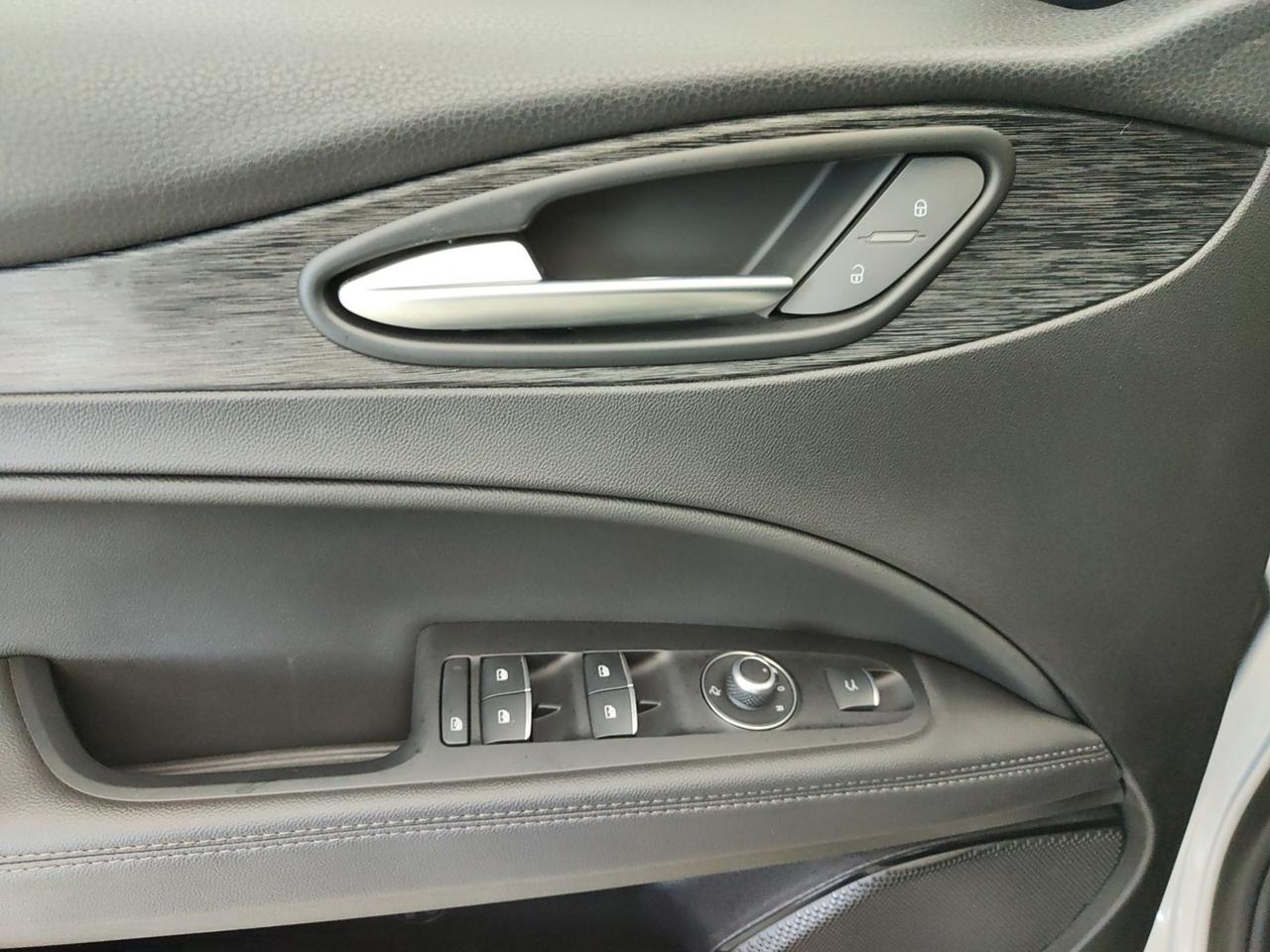 ALFA ROMEO Stelvio 2023 2.2 TD 210CV SPRINT AT8 Q4