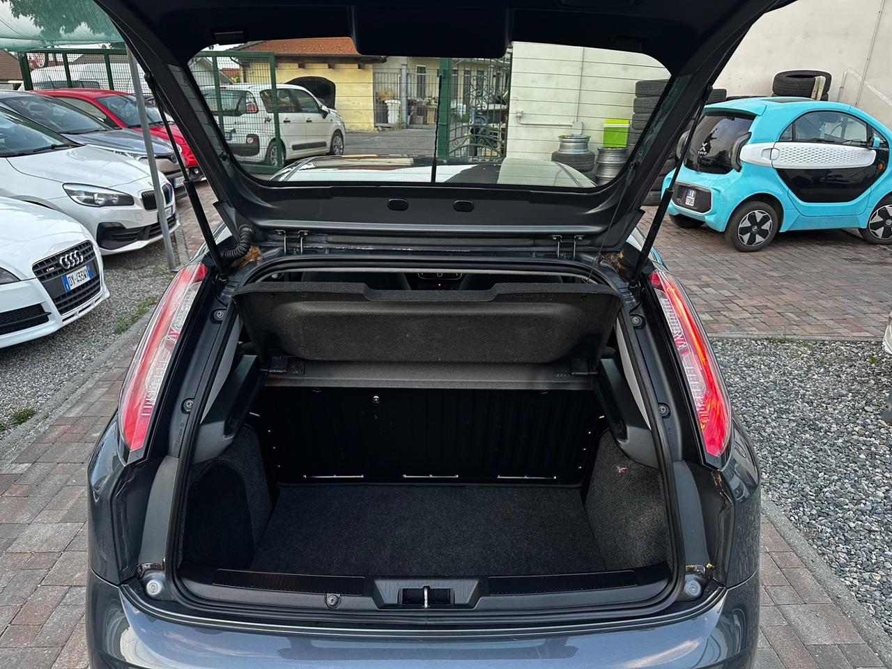 Fiat Punto 1.3 MJT II 75 CV 5 porte