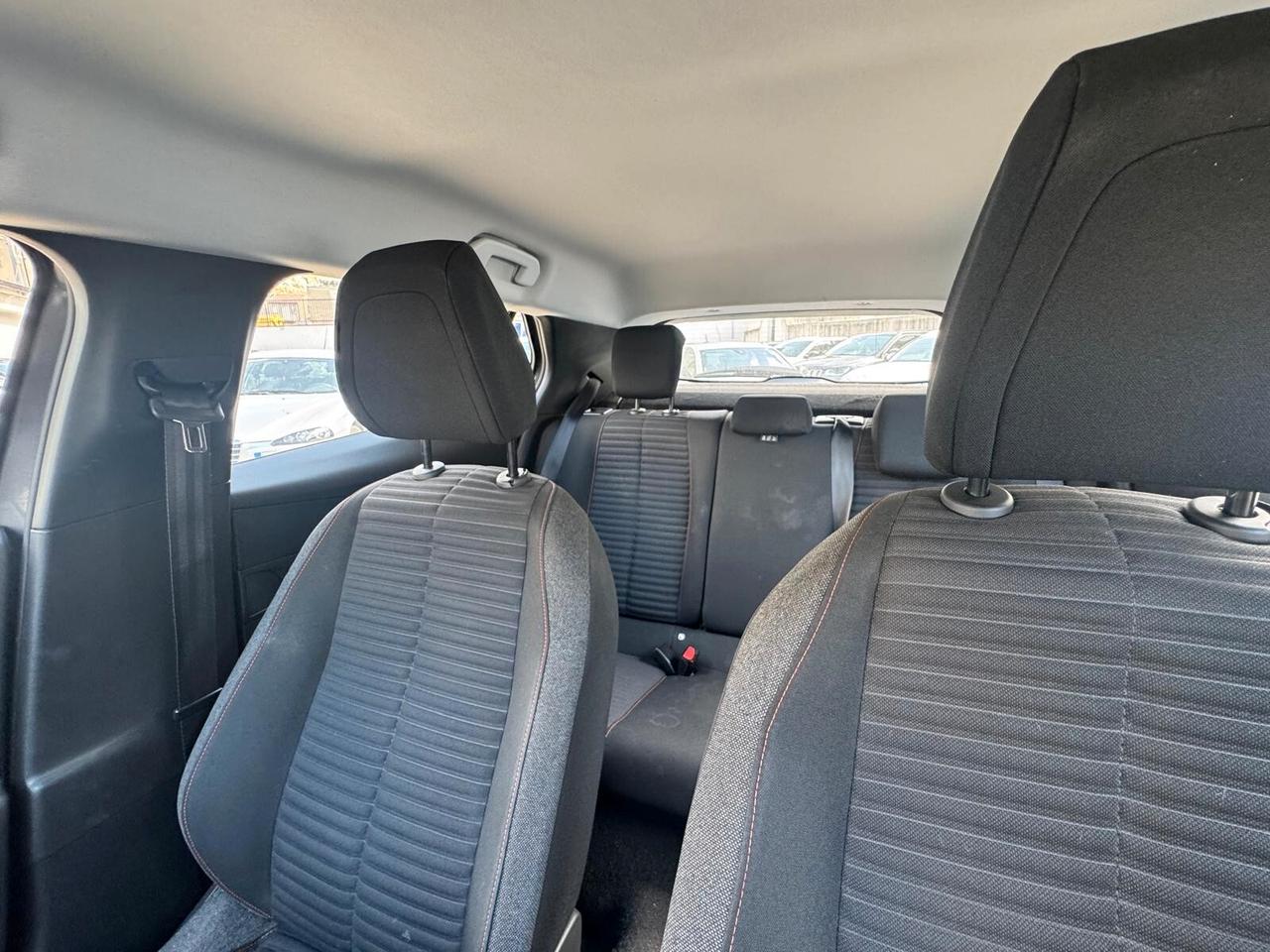 Peugeot 2008 PureTech 100 S&S Active Pack