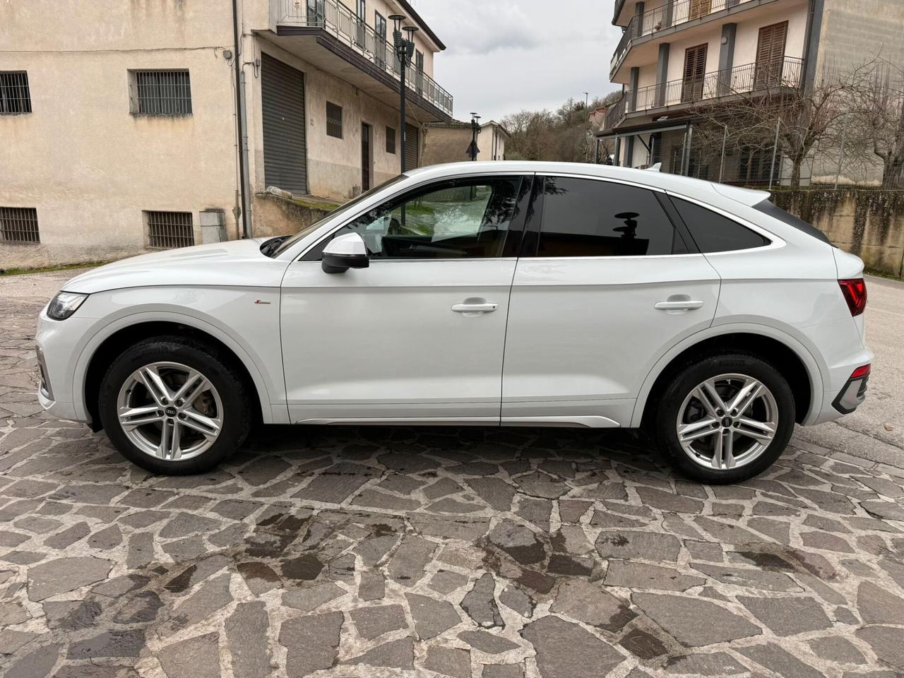 Audi Q5 Sportback 2.0 Tdi 204cv Hybrid Quattro Sline 2022