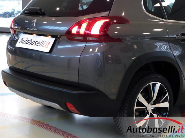 PEUGEOT 2008 1.2 TURBO 110CV S&S ALLURE, NAVIGATORE, CARPLAY