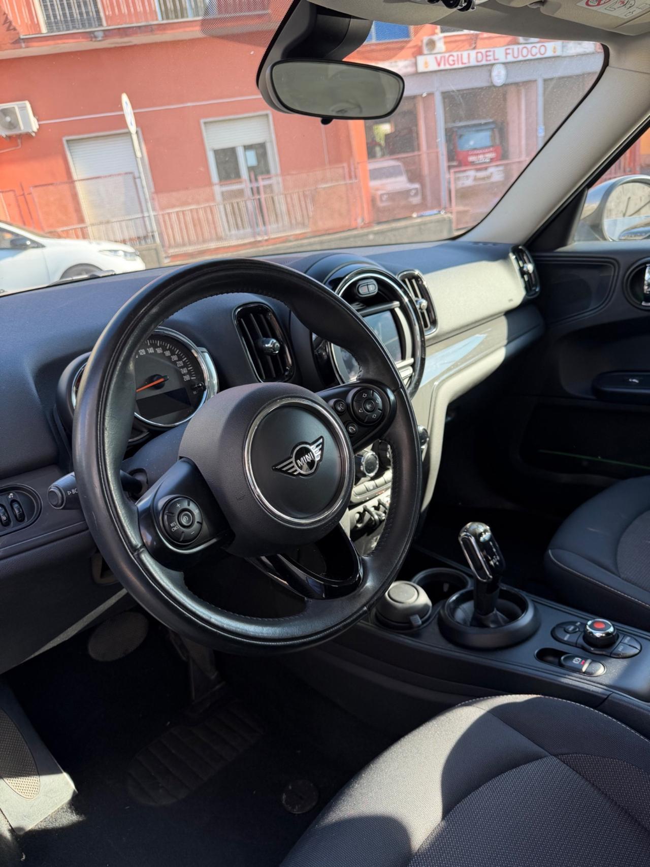 Mini One D Countryman 1.5 Hype
