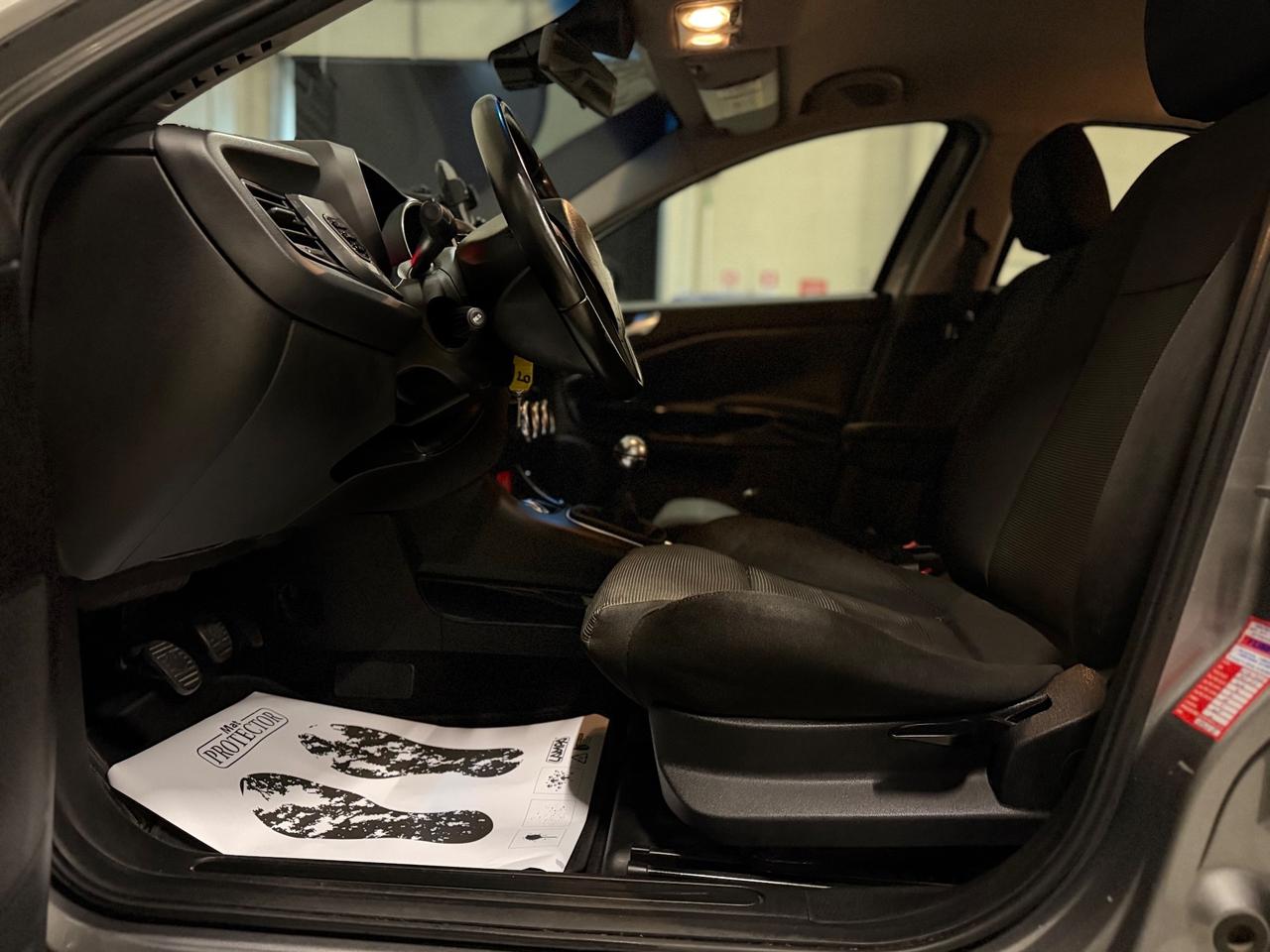 Alfa Romeo Giulietta 1.6 JTDm-2 105 CV Distinctive NEOPATENTATI