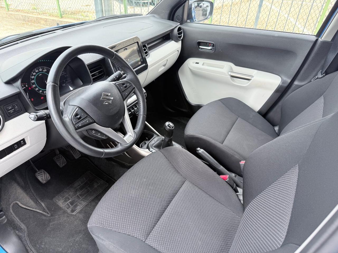 Suzuki Ignis 1.2h Top 2wd
