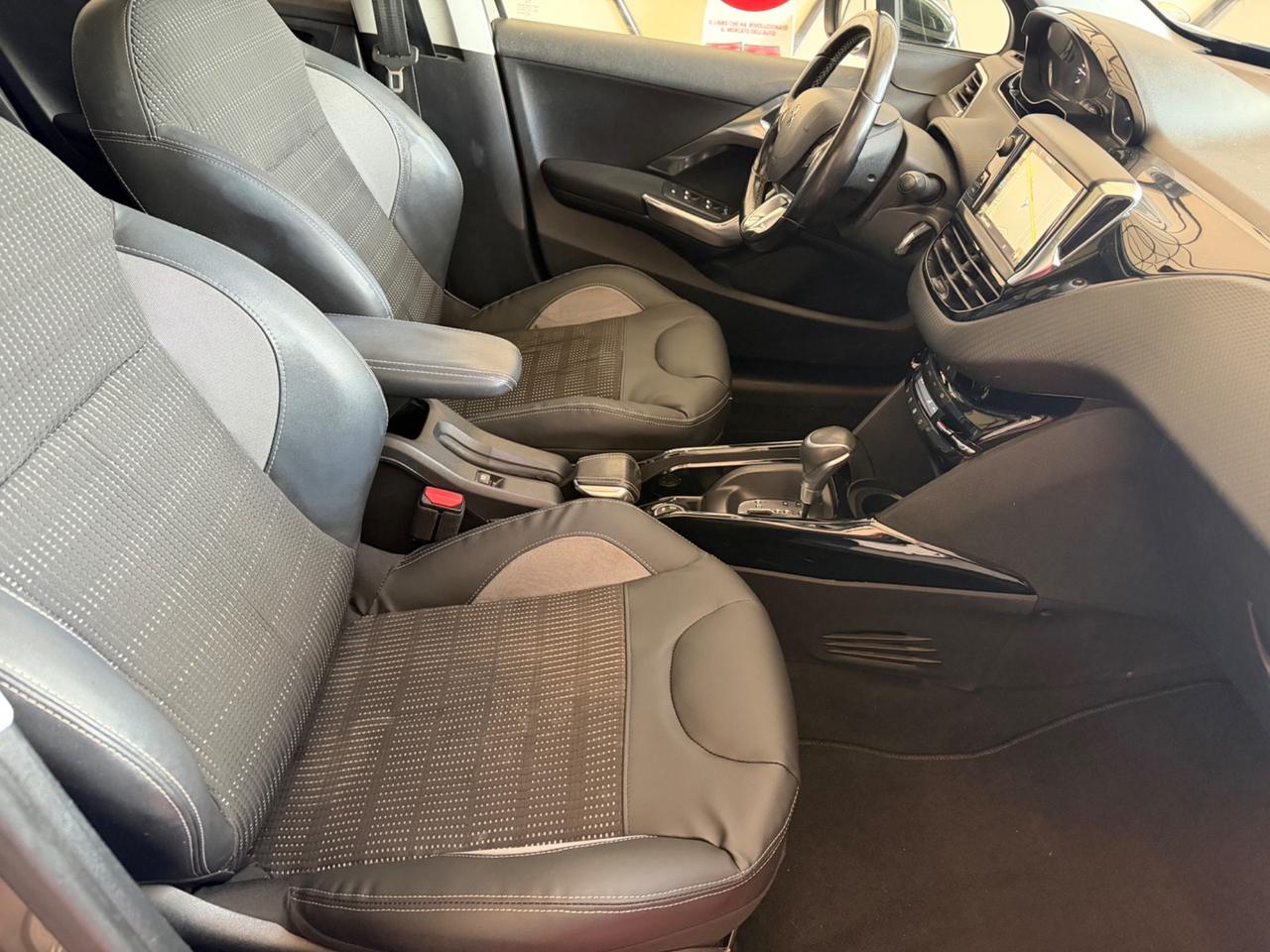 Peugeot 2008 PureTech Turbo 110 EAT6 S&S Allure