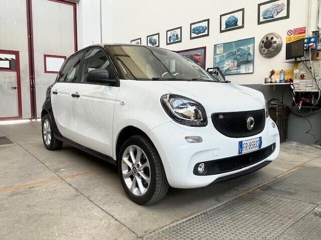 Smart ForFour 70 1.0 Youngster