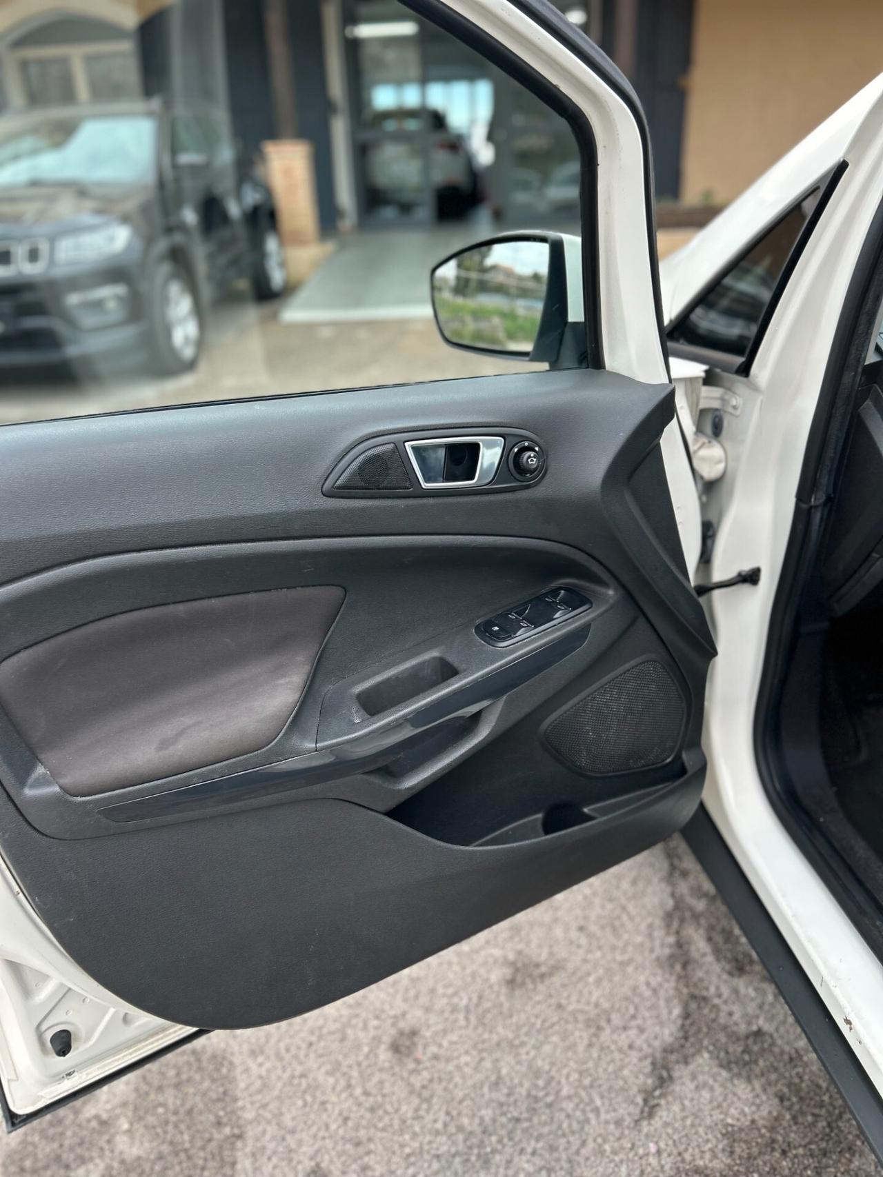 Ford EcoSport 1.5 TDCi 95 CV Business 10/2015