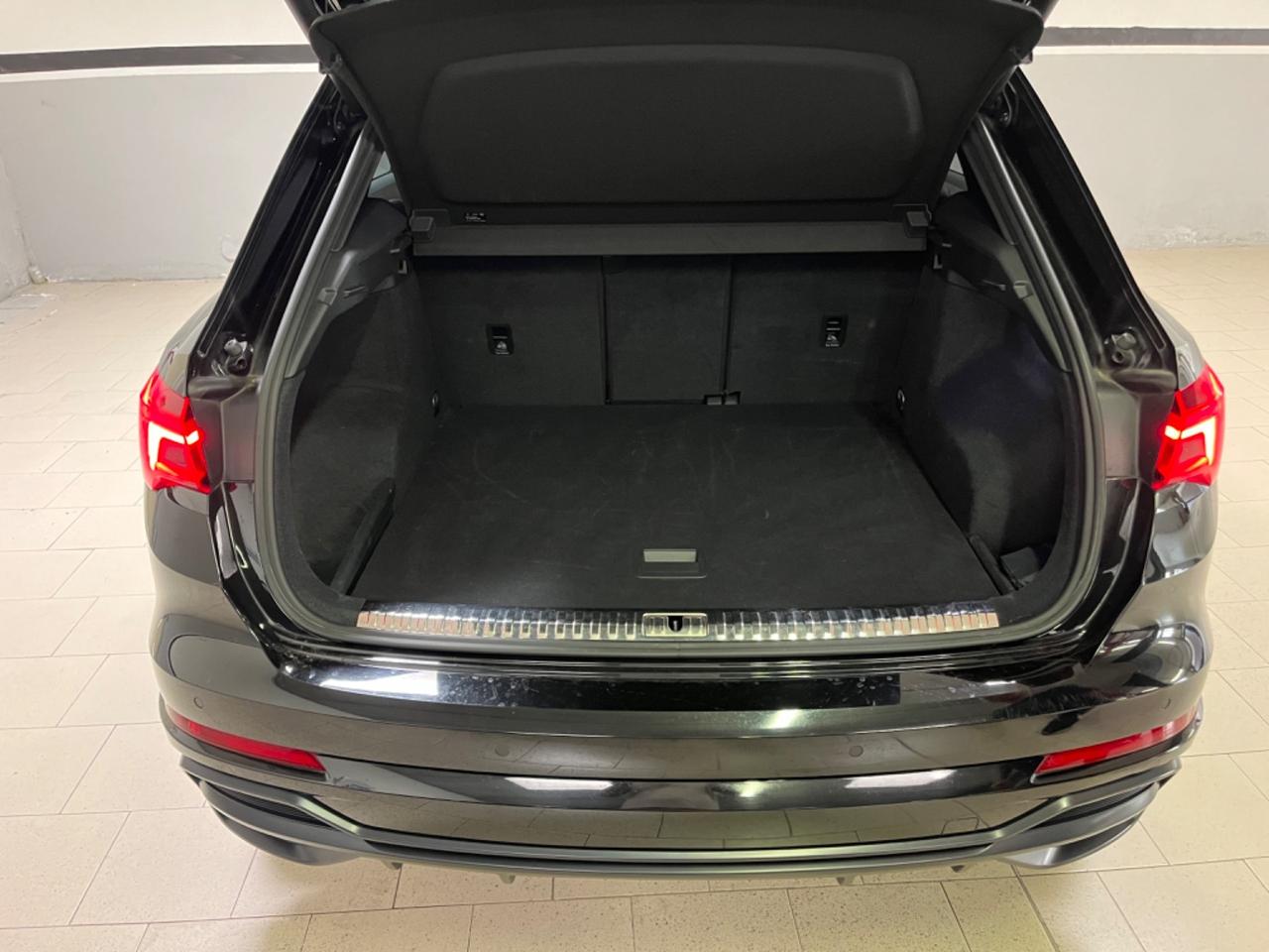 Audi Q3 35 TDI S tronic line edition
