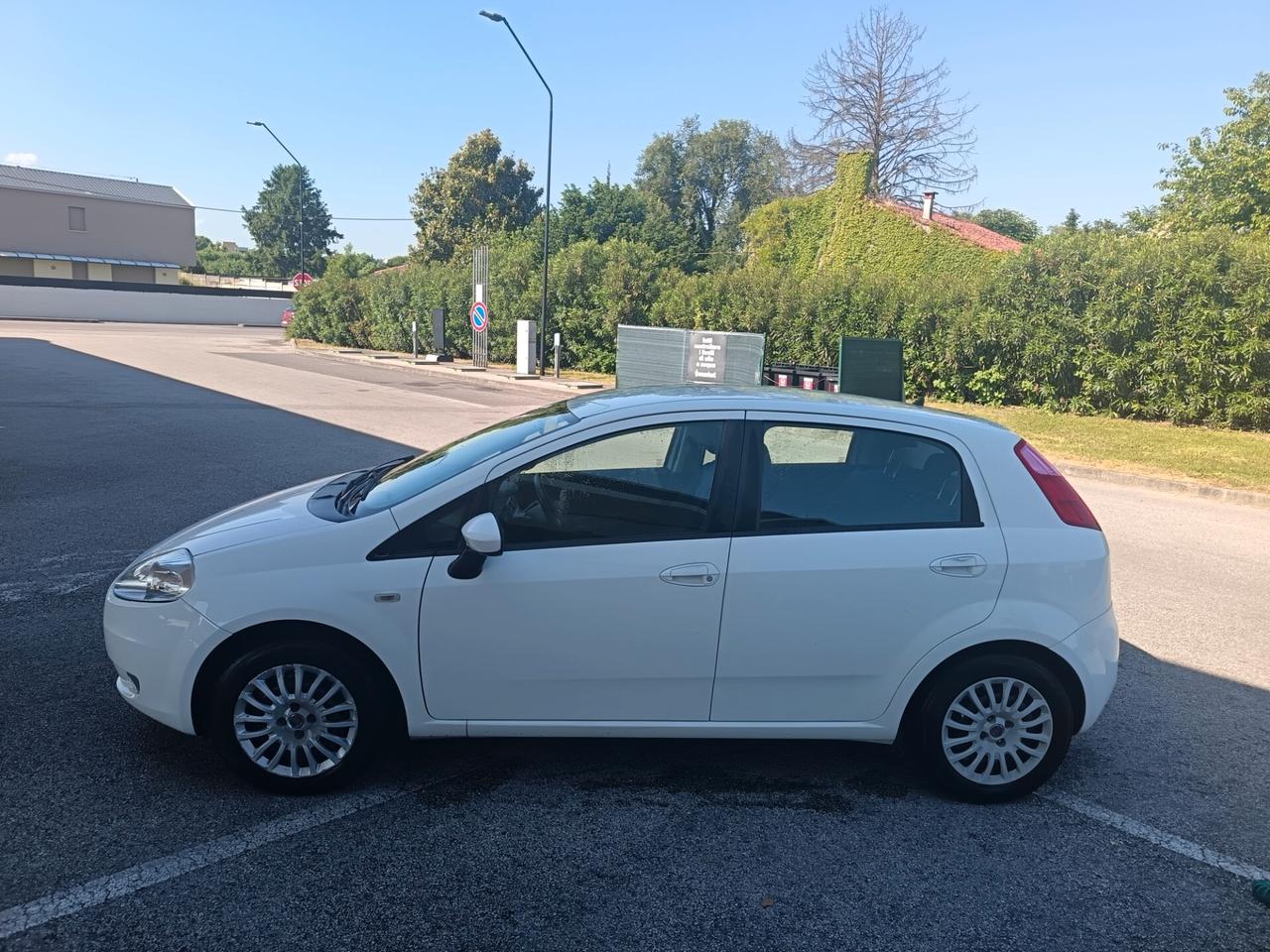 Fiat Grande Punto 1.2!GPL 5 porte Dynamic 2009 ok neo patente