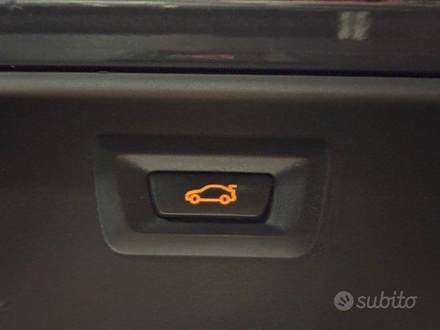 BMW 520 d xDrive Luxury Line/TETTO PANORAMICO