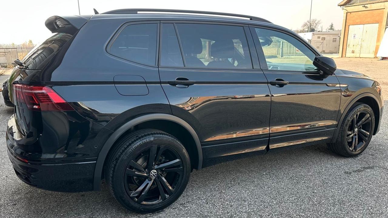 Volkswagen Tiguan Allspace 2.0 TDI SCR DSG R-Line 7 posti