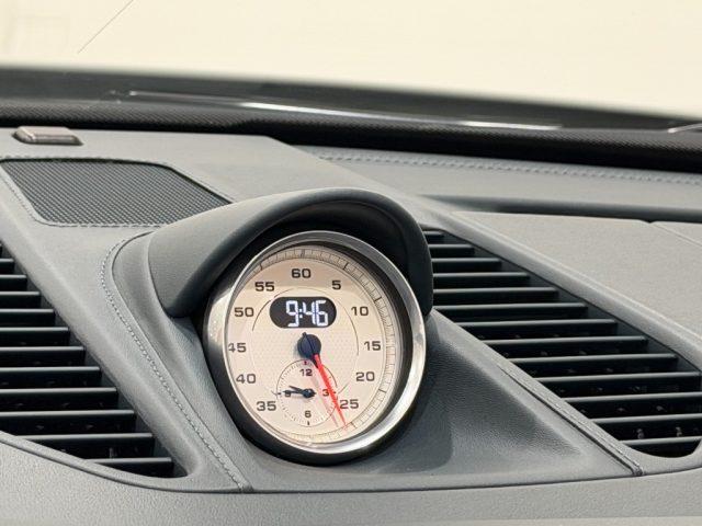 PORSCHE 911 3.0 Carrera 4 GTS Cabriolet
