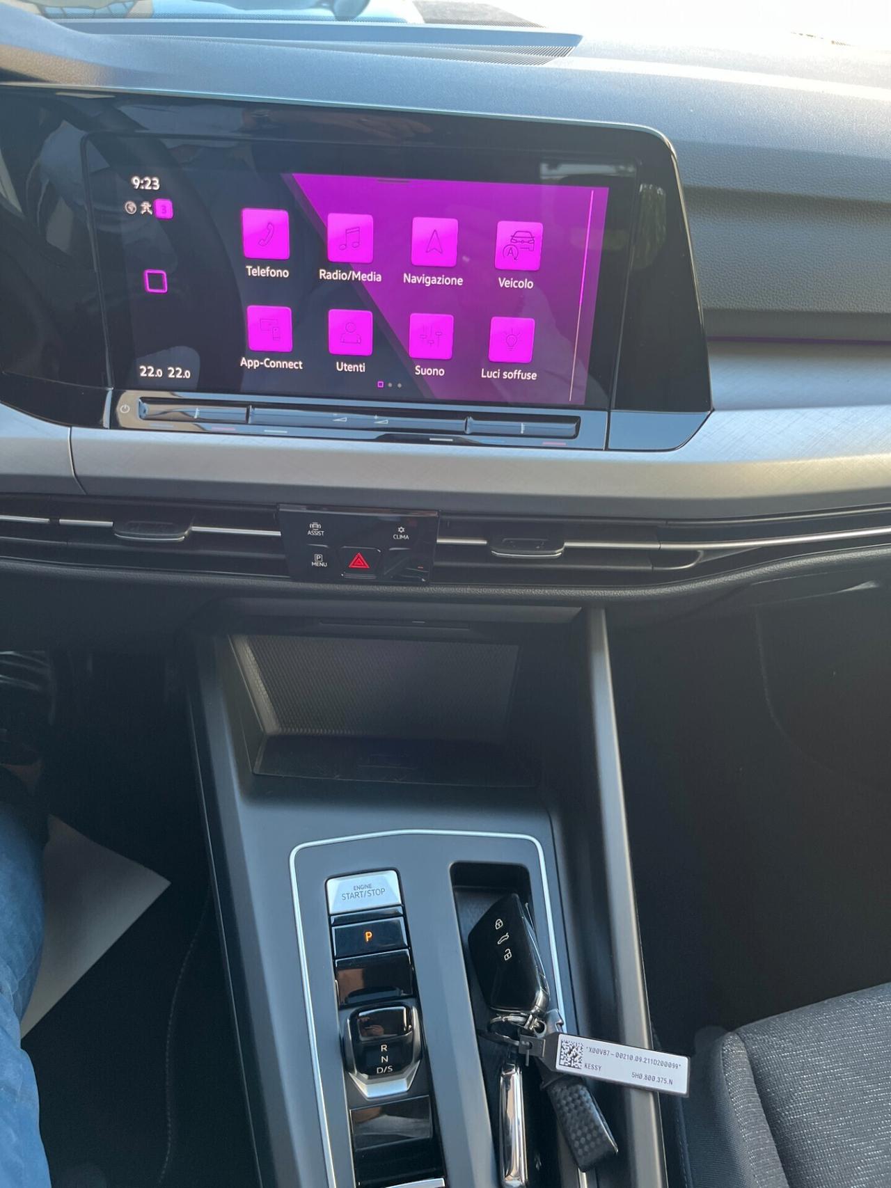 Volkswagen Golf 1.0 TSI EVO Life DSG