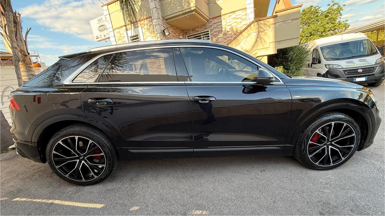 Audi Q8 50 TDI 286 CV QUATTRO S-LINE 2018 STRAFULL
