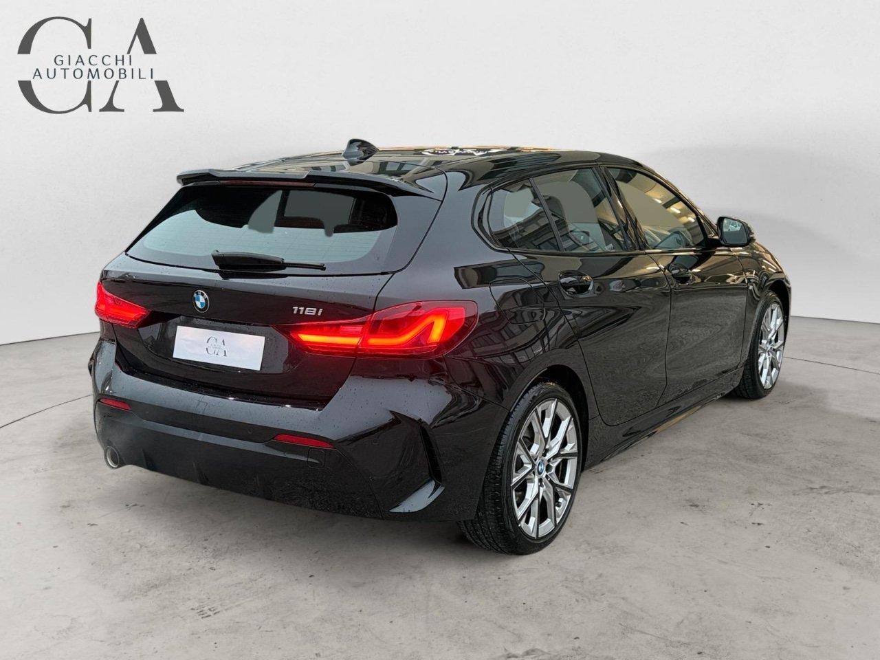 BMW 118 118i ColorVision Edition 136cv auto