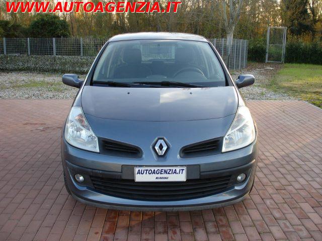 RENAULT Clio 1.2 16V 5 porte Confort