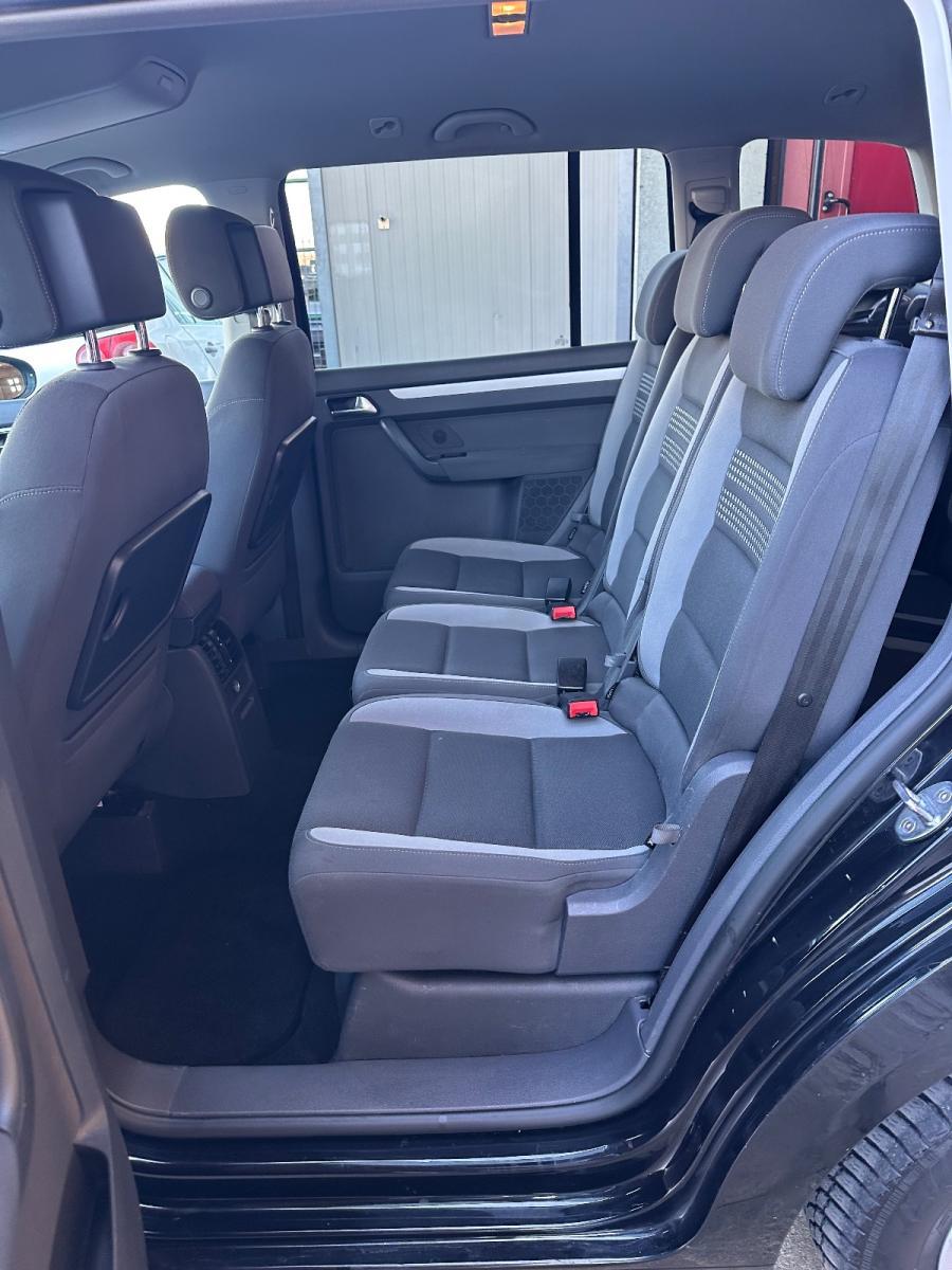 VOLKSWAGEN - Touran - 1.6 TDI DPF 7P.Comfort. BlueM. Tech.