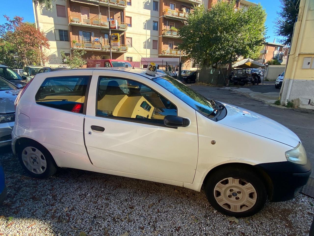 Fiat Punto 1.2 8V 3 porte DYNAMIC OK PER NEO PATENTATI