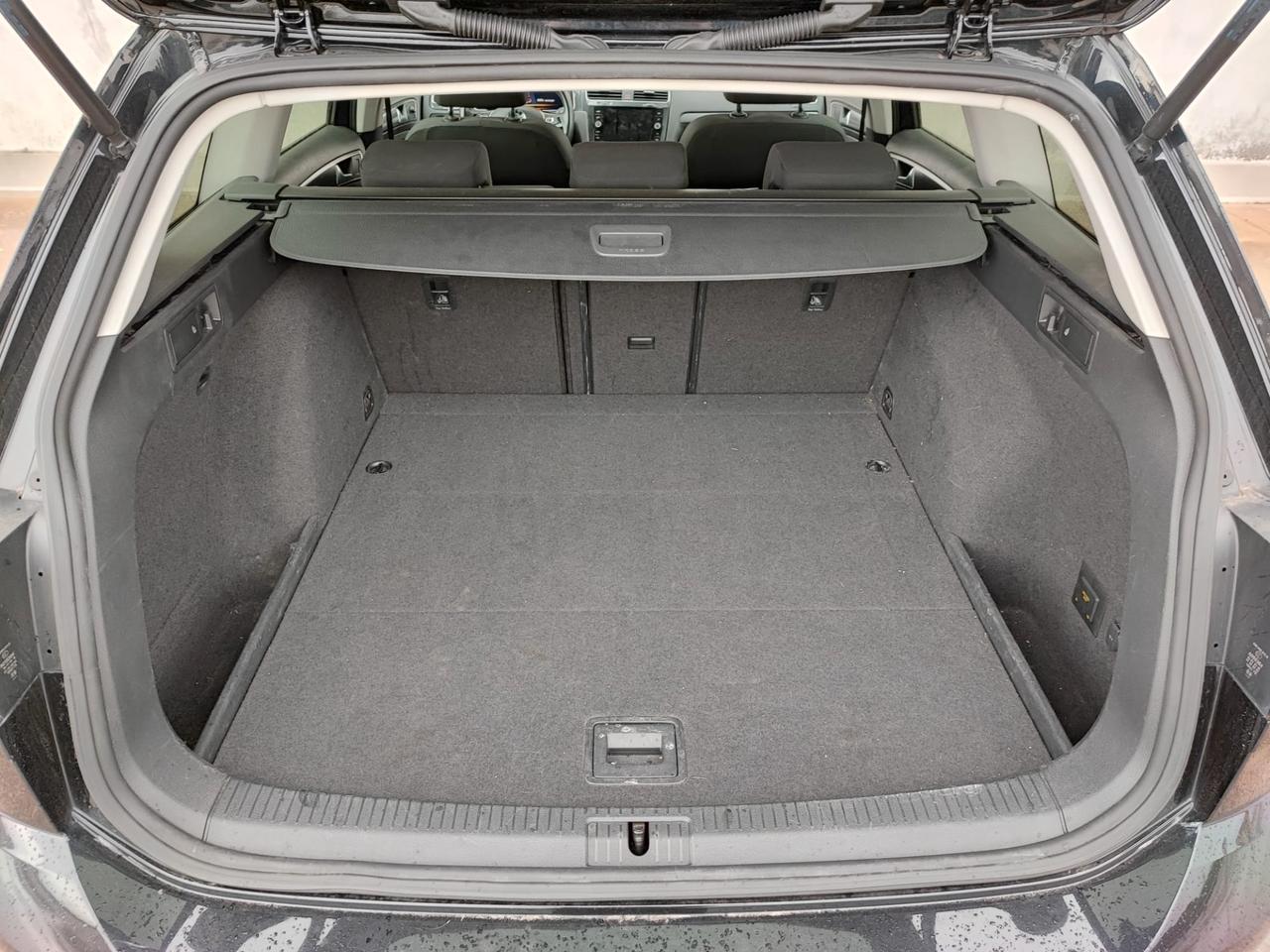 Volkswagen Golf Variant 1.6 TDI 115 CV DSG Highline BlueMotion Tech.