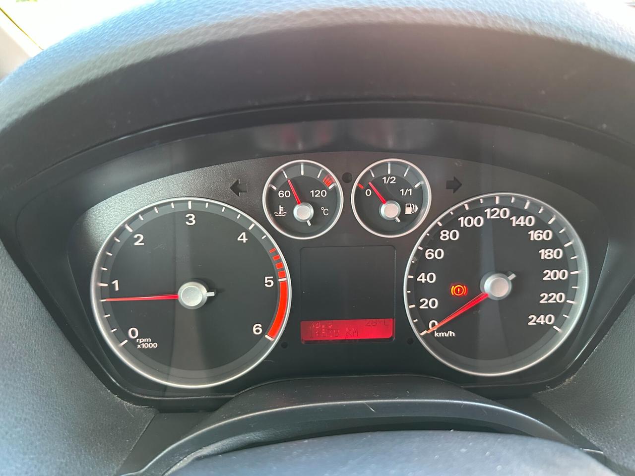 Ford C-Max 1.6 TDCi 90CV (12 RATE)
