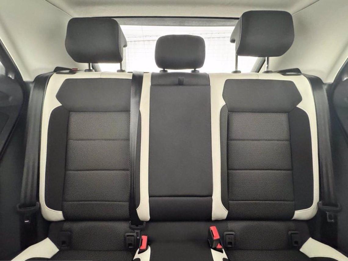 VOLKSWAGEN T Roc 1 5 tsi business