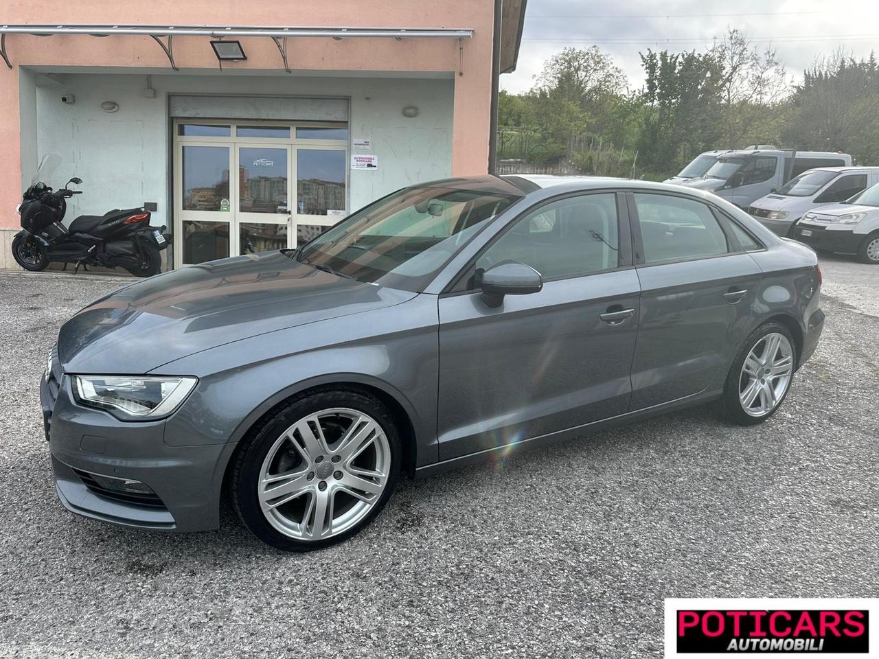 Audi A3 Sedan 1.6 TDI clean diesel S tronic Attraction