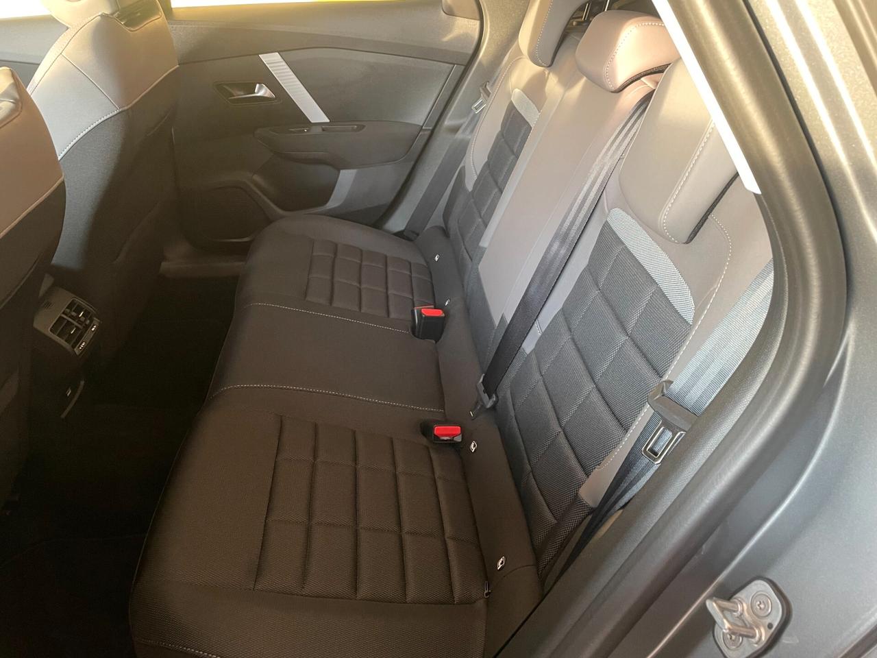 Citroen C4 Hybrid 136 e-DCS6 Plus PROMO