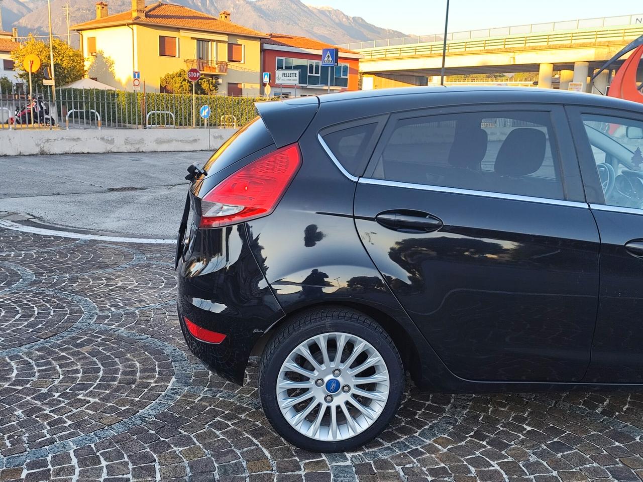 Ford Fiesta 1.6 TDCi 95 CV 5p. Titanium