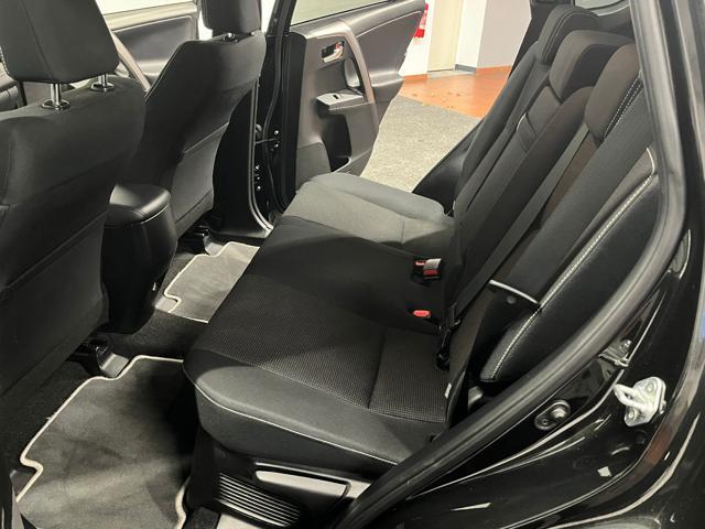 TOYOTA RAV 4 2.5 Hybrid 2WD LED|RETROCAMERA|NAVI|ACC|18'