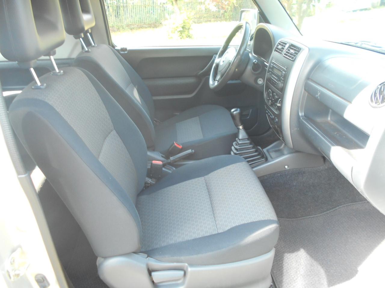 Suzuki Jimny 1.3i 16V cat 4WD JLX