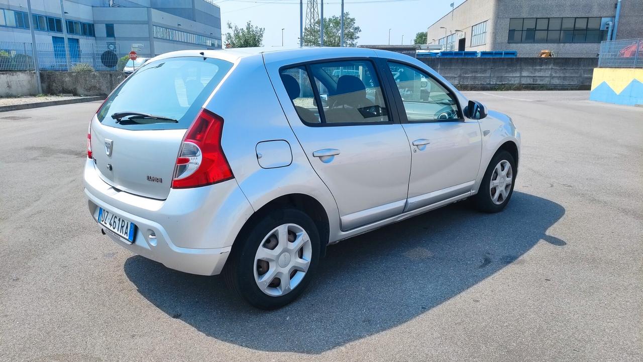 Dacia Sandero 1.4 8V GPL NEOPATENTATI - 2010