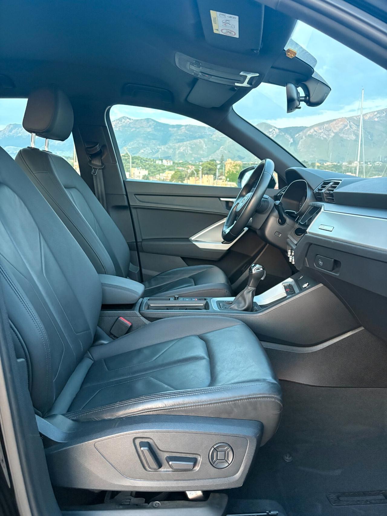 Audi Q3 35 TDI S tronic Business Advanced