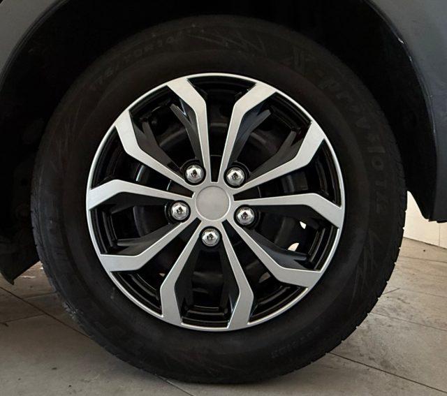 TOYOTA Yaris 1.0 5P Lounge