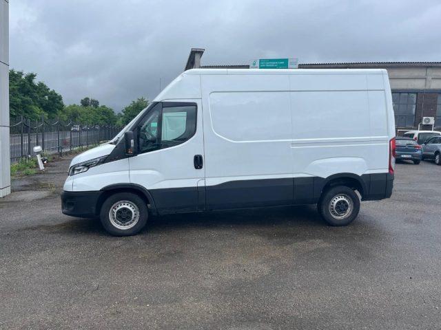 IVECO 35S18V 3.0 H2 3520