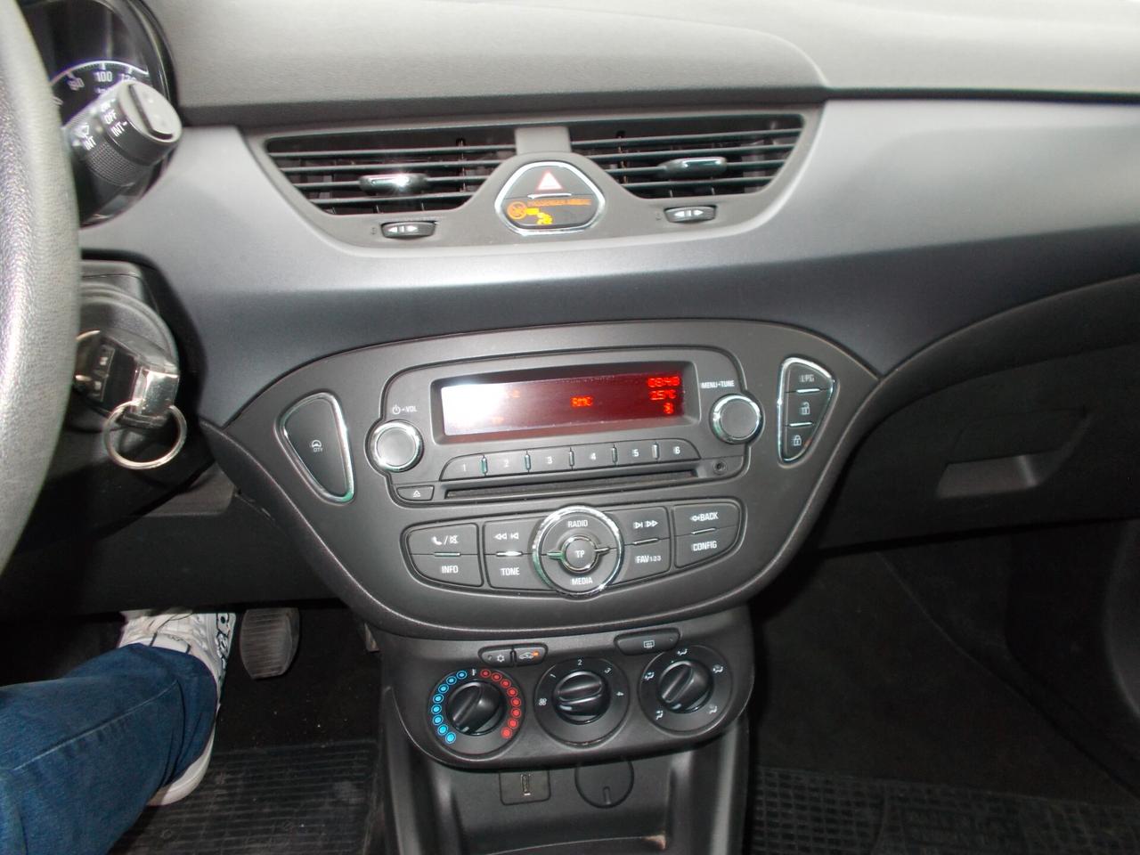 Opel Corsa 1.4 90CV GPL Tech 5 porte Advance