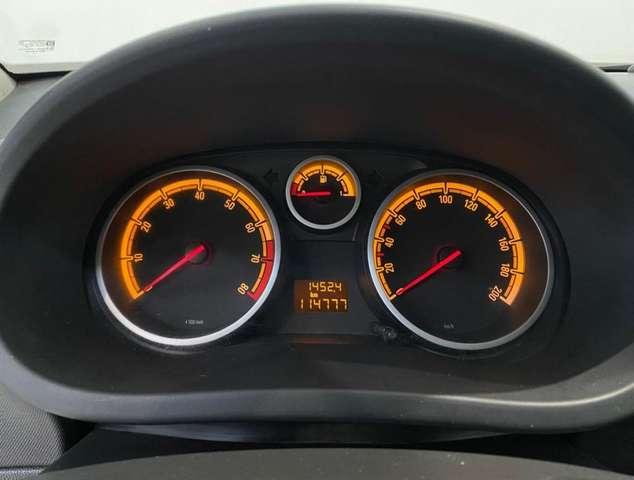 Opel Corsa 1.2 5 porte NEOPATENTATI