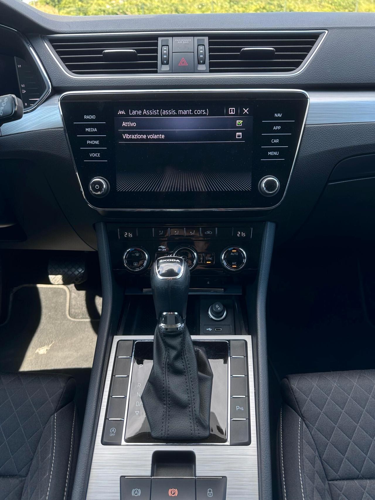 SKODA SUPERB 2.0 TDI EVO 150 CV SCR DSG WAGON EXECUTIVE
