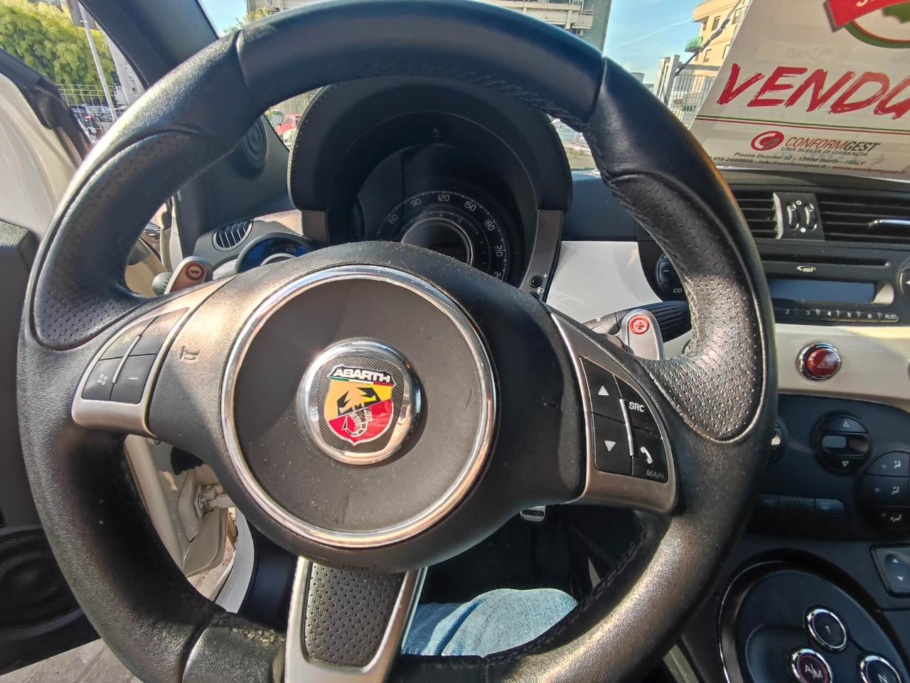 Abarth 500 C 1.4 Turbo T-Jet MTA