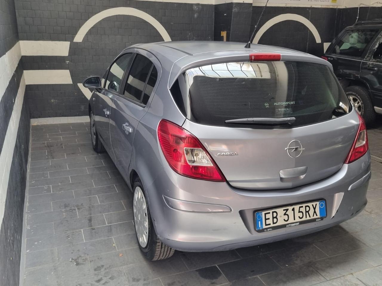 Opel Corsa 1.2 80CV 5 porte GPL-TECH Edition