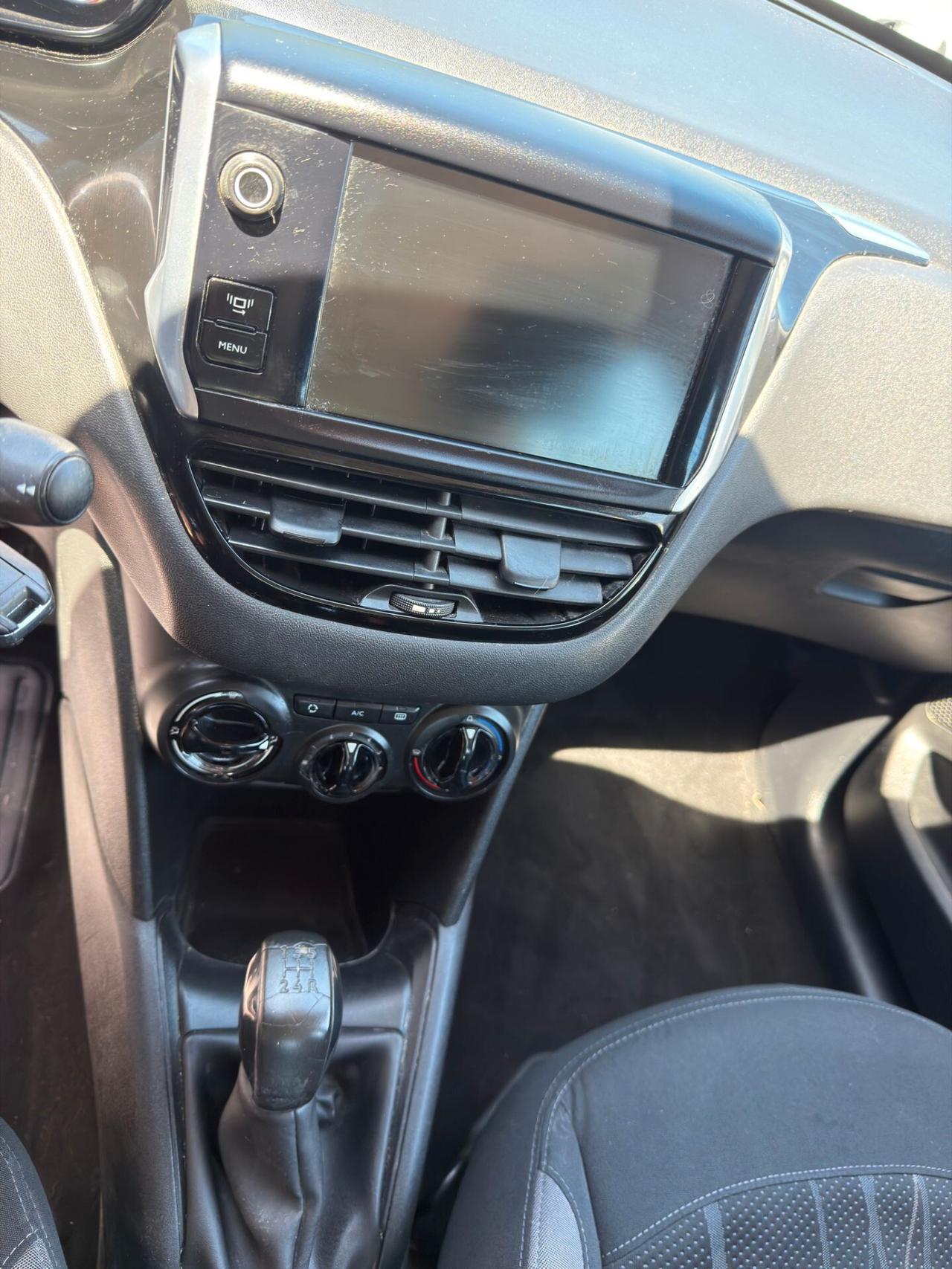 Peugeot 208 1.2 VTi 82 CV 5 porte Allure