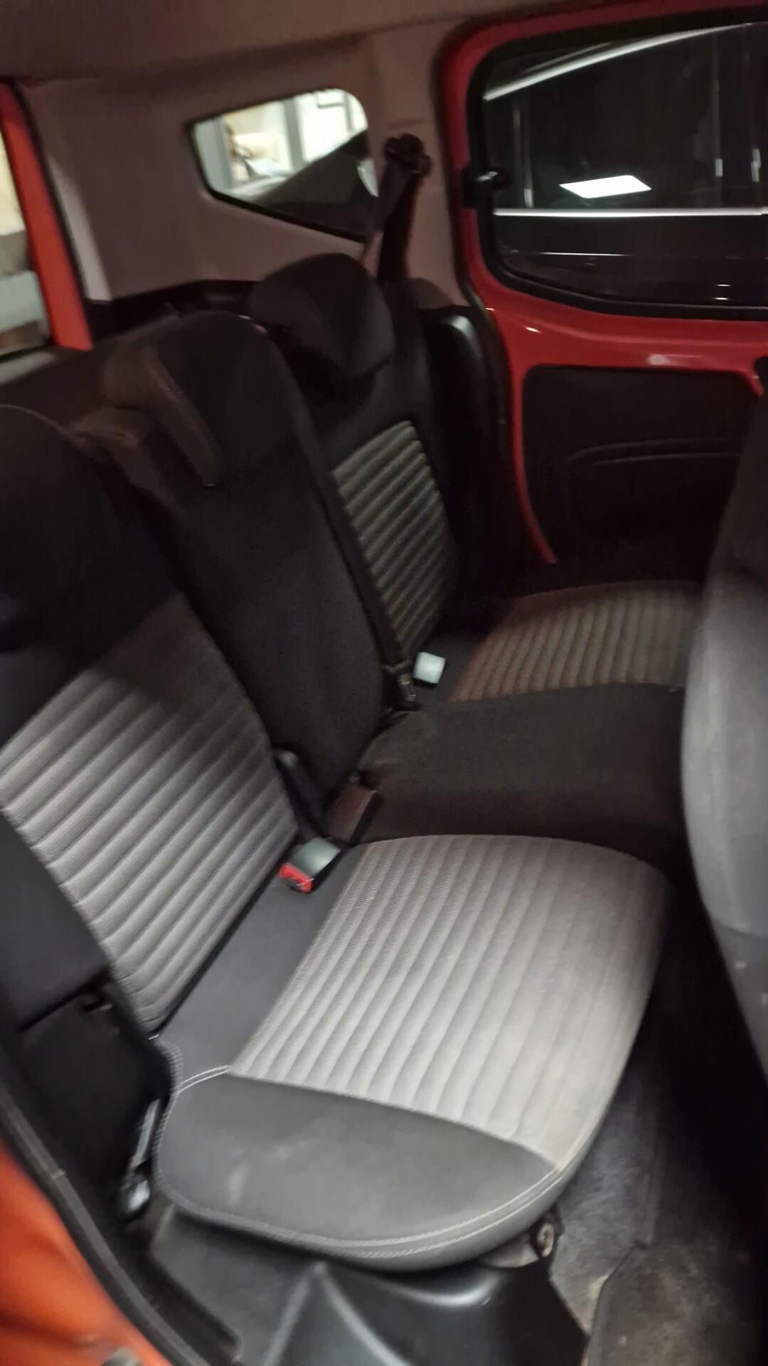 Fiat Qubo 1.3 MJT 95 CV Trekking